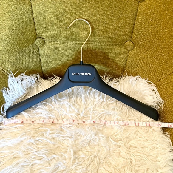 Authentic LOUIS VUITTON Clothes Hanger (Set of 2) Black - Picture 2 of 3